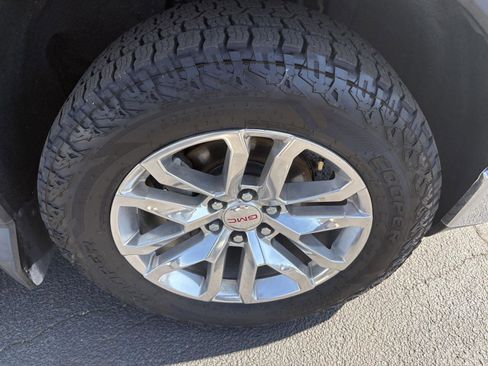 Used 2019 GMC Sierra 1500 SLT w/ SLT Premium Plus Package AWD/4WD image 26
