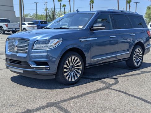 Used 2019 Lincoln Navigator Reserve AWD/4WD image 5