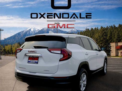 Used 2024 GMC Terrain SLE AWD/4WD image 7
