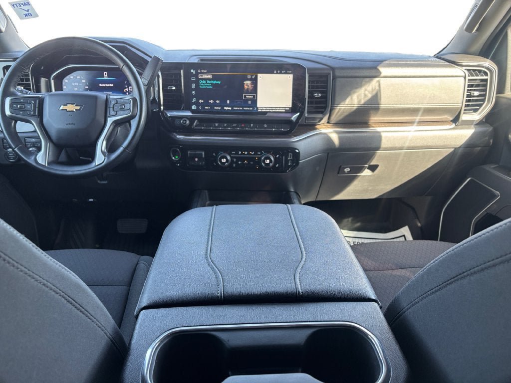 Certified 2024 Chevrolet Silverado 2500 LT w/ Convenience Package AWD/4WD image 15