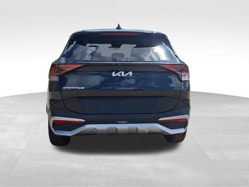 Used 2024 Kia Sportage LX FWD image 6