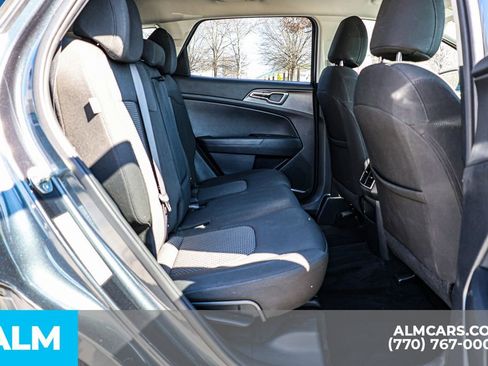 Used 2024 Kia Sportage LX image 23