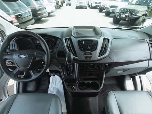 Used 2018 Ford Transit 250 138 RWD image 19