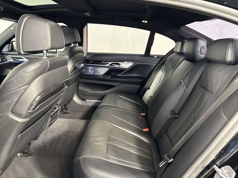 Used 2022 BMW 750i xDrive 750i xDrive w/ Executive Package image 23