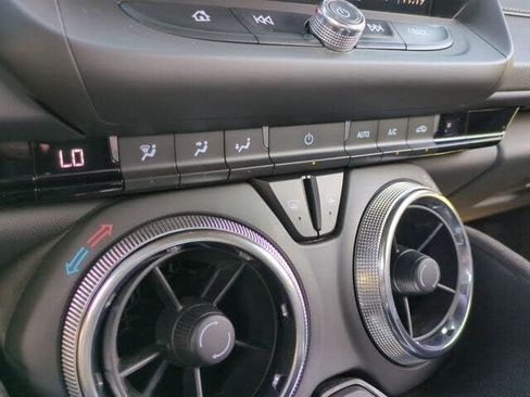 Used 2022 Chevrolet Camaro SS image 15