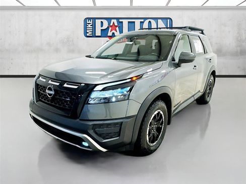 Used 2023 Nissan Pathfinder Rock Creek image 3