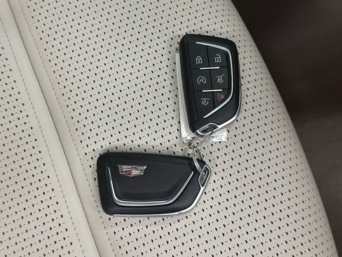 Used 2026 Cadillac Escalade Platinum Sport w/ LPO, ONYX Package AWD/4WD image 44