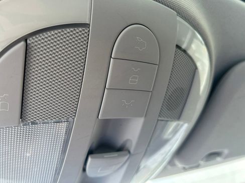Used 2007 Mercedes-Benz E 350 4MATIC Sedan image 26