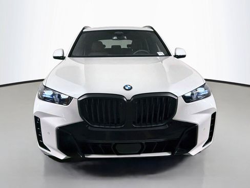 New 2026 BMW X5 sDrive40i w/ M Sport Package RWD image 2