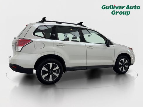 Used 2017 Subaru Forester 2.5i w/ Alloy Wheel Package AWD/4WD image 9