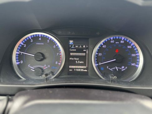Used 2019 Toyota Highlander LE FWD image 21
