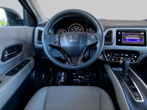Used 2016 Honda HR-V EX image 6