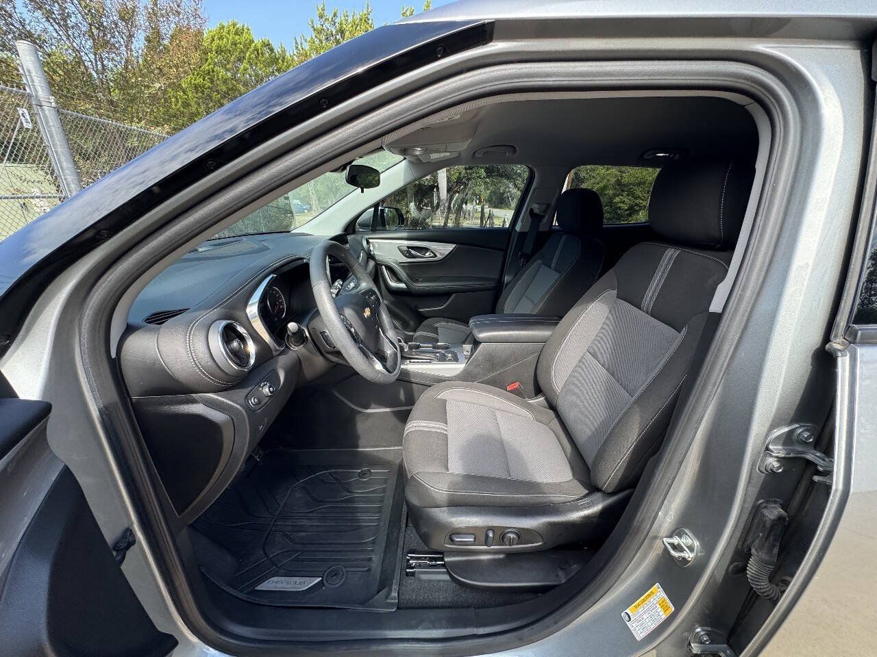 Used 2023 Chevrolet Blazer LT w/ Driver Confidence Package FWD image 13