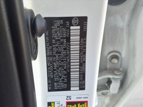 Used 2020 Toyota Camry SE w/ Carpet Mat Package FWD image 18
