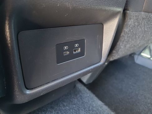 Certified 2021 Nissan Rogue SV FWD image 12