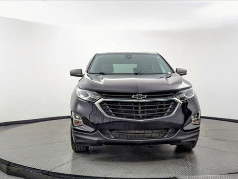 Used 2020 Chevrolet Equinox LS w/ LS Convenience Package image 12