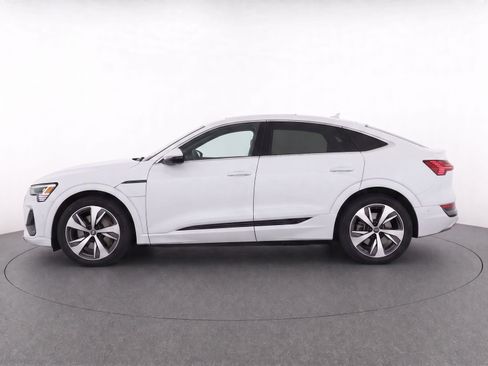 Used 2024 Audi Q8 e-tron Premium Plus AWD/4WD image 3