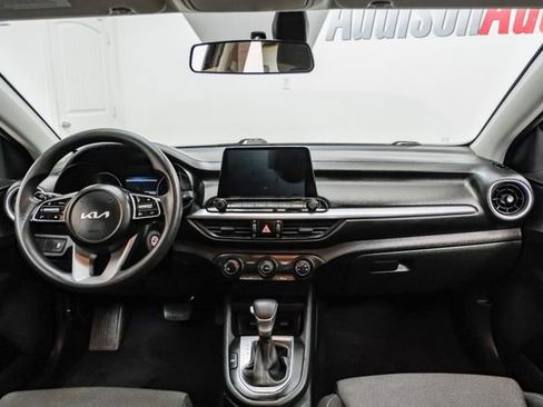 Used 2022 Kia Forte LXS image 12