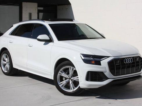 Used 2022 Audi Q8 Premium Plus w/ Premium Plus Package AWD/4WD image 4