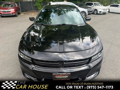 Used 2021 Dodge Charger SXT w/ Plus Group RWD image 9