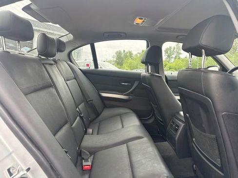 Used 2009 BMW 328i Sedan RWD image 8