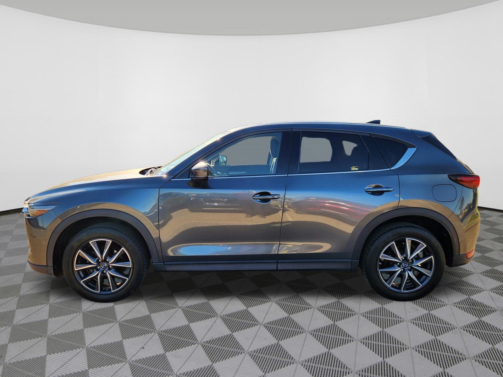 Used 2017 MAZDA CX-5 Grand Touring w/ Premium Package AWD/4WD image 5