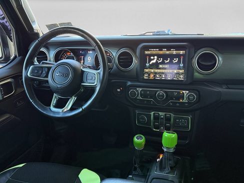 Certified 2022 Jeep Wrangler Unlimited Sahara w/ Cold Weather Group AWD/4WD image 15