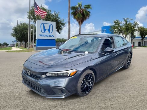Used 2024 Honda Civic Sport image 4