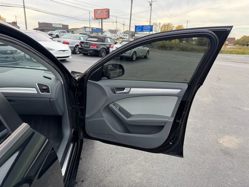 Used 2013 Audi A4 2.0T Premium image 38