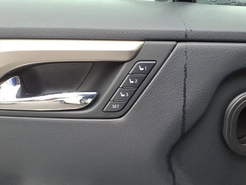 Certified 2022 Lexus RX 450h AWD w/ Premium Package image 15