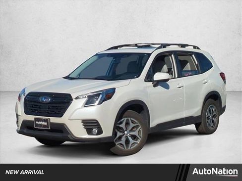 Certified 2023 Subaru Forester Premium image 1