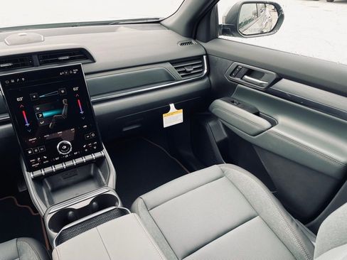 New 2026 GMC Terrain AT4 w/ Technology Package II image 25