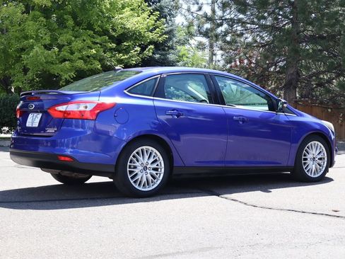 Used 2014 Ford Focus Titanium FWD image 5