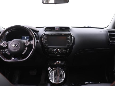 Used 2017 Kia Soul ! w/ Tech Package image 5