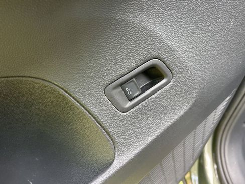 Used 2024 Volkswagen Atlas Peak Edition SEL image 14