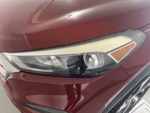 Used 2018 Hyundai Tucson Value FWD image 36