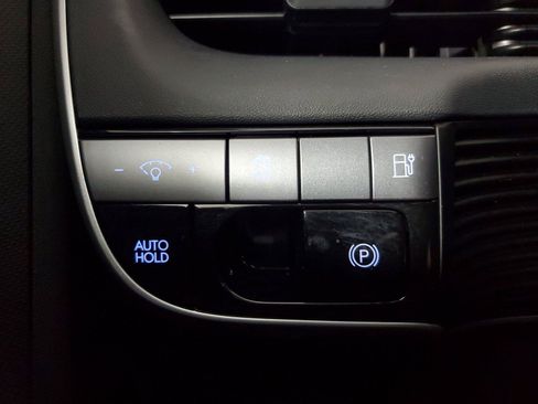 Used 2025 Hyundai Ioniq 5 SE RWD image 34