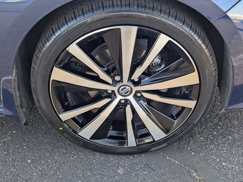 Certified 2022 Nissan Altima 2.5 SR image 10