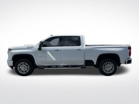Used 2023 Chevrolet Silverado 2500 High Country w/ LPO, Hitch Package AWD/4WD image 13