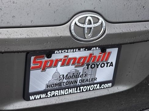 Used 2008 Toyota Matrix XR FWD image 23