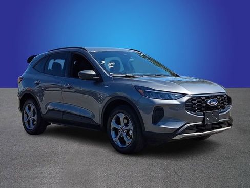 Used 2025 Ford Escape ST-Line AWD/4WD image 3