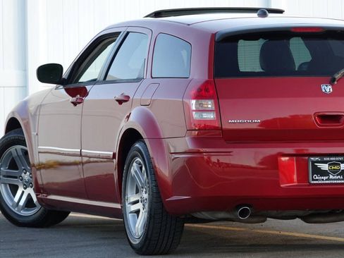 Used 2006 Dodge Magnum R/T w/ Convenience Group II RWD image 19