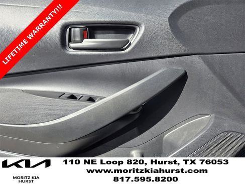 Used 2022 Toyota Corolla LE image 25