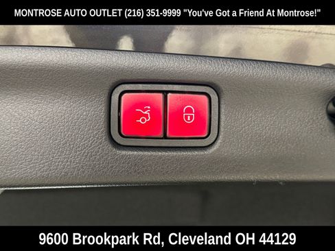 Used 2023 Mercedes-Benz C 300 4MATIC Sedan image 43