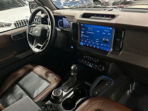 Used 2021 Ford Bronco Outer Banks AWD/4WD image 18