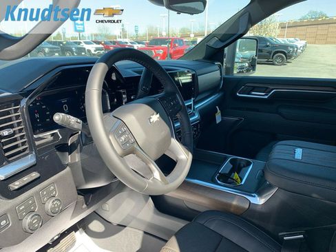 New 2026 Chevrolet Silverado 3500 High Country w/ Technology Package AWD/4WD image 19