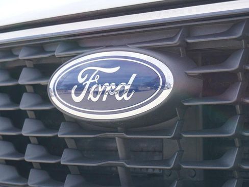 Used 2025 Ford Escape Platinum image 11