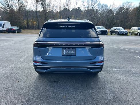 New 2026 Lincoln Nautilus Reserve w/ Jet Appearance Package image 5