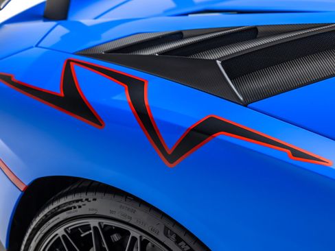 Used 2017 Lamborghini Aventador LP 750-4 Superveloce image 32