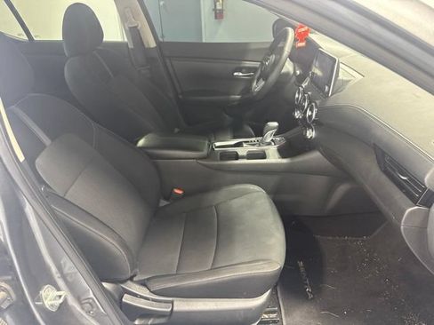 Used 2021 Nissan Sentra SV FWD image 23